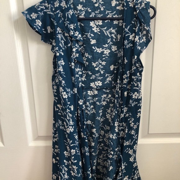 Floral mini wrap dress - Picture 2 of 4